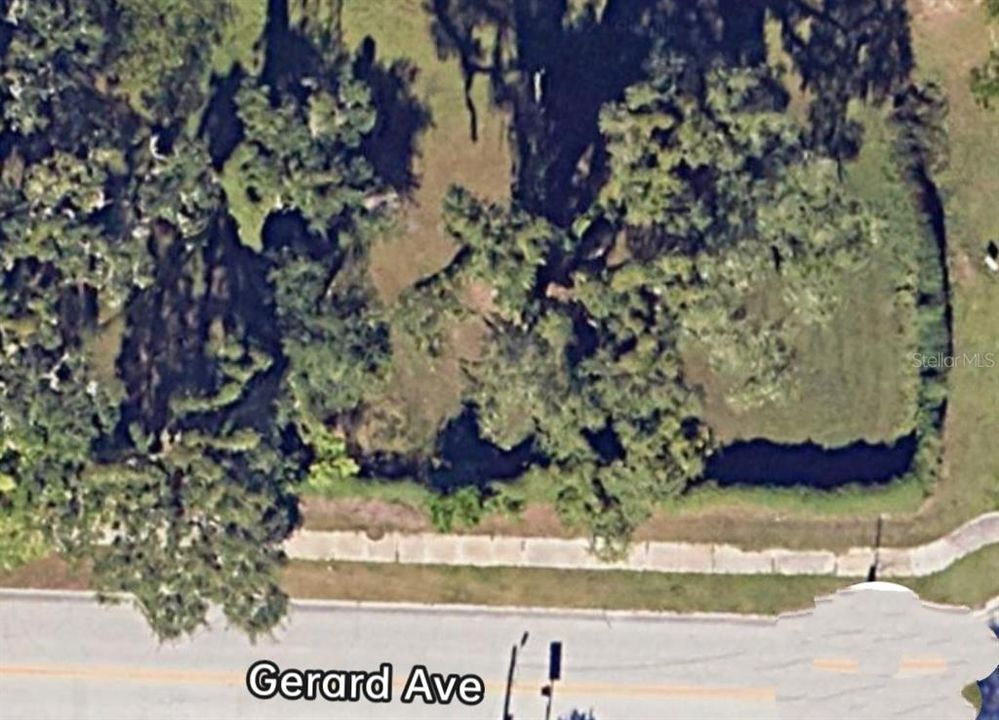 На продажу: $95,000 (0.28 acres)