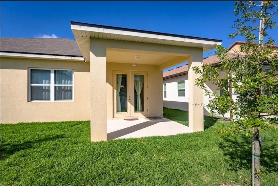 For Sale: $419,499 (4 beds, 2 baths, 2058 Square Feet)