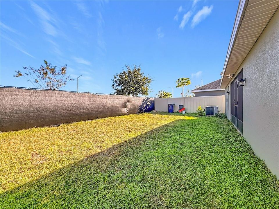 For Sale: $323,000 (4 beds, 2 baths, 1820 Square Feet)