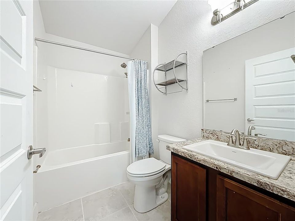 For Sale: $323,000 (4 beds, 2 baths, 1820 Square Feet)