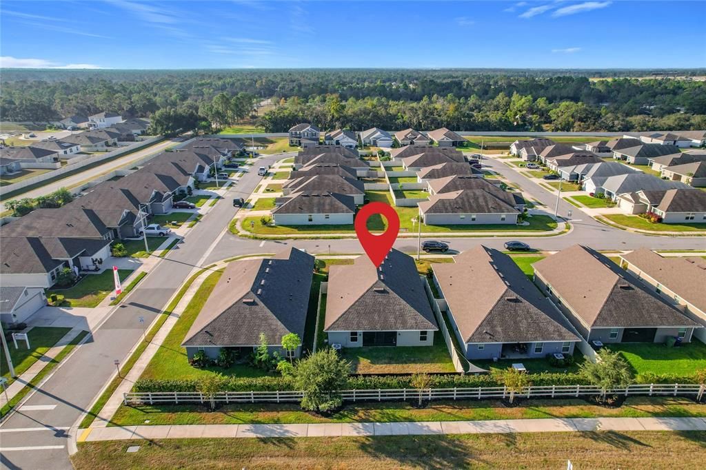 For Sale: $323,000 (4 beds, 2 baths, 1820 Square Feet)