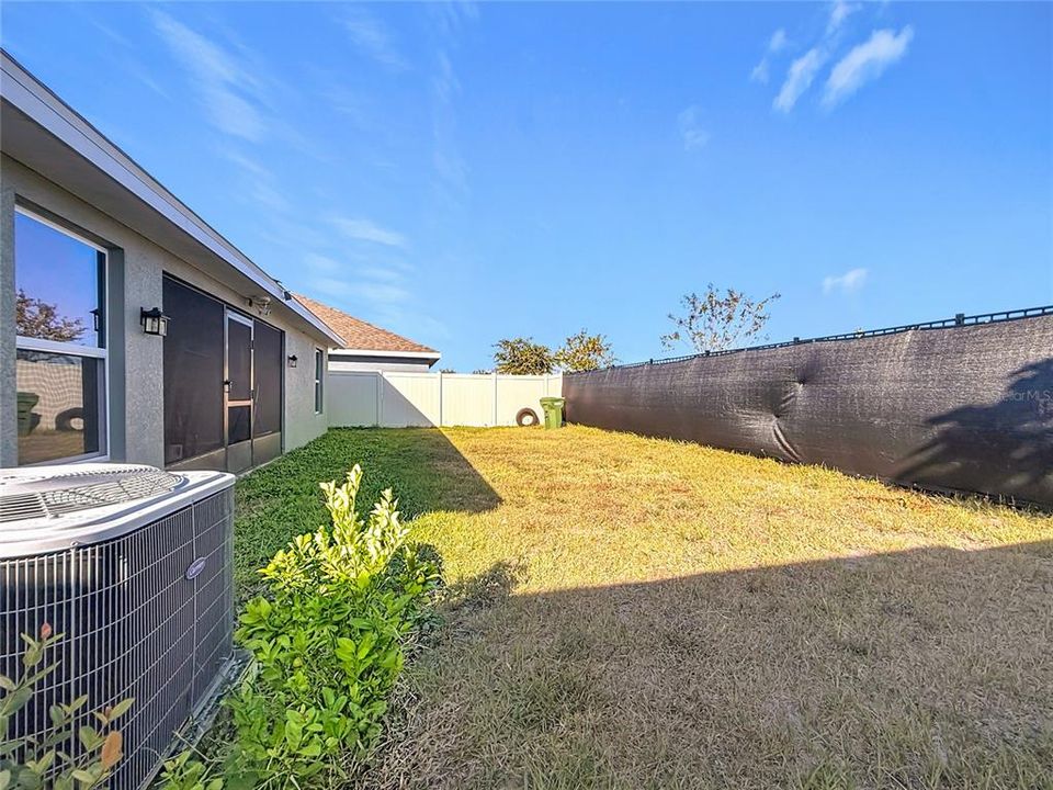 For Sale: $323,000 (4 beds, 2 baths, 1820 Square Feet)