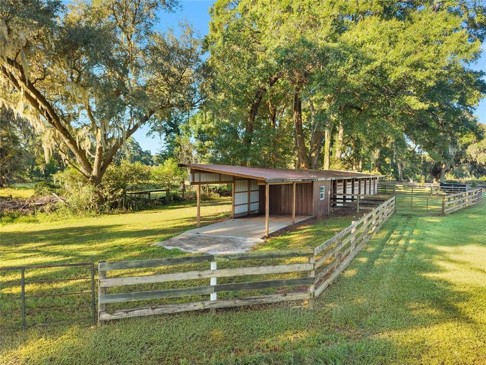 合同活跃: $450,000 (11.88 acres)