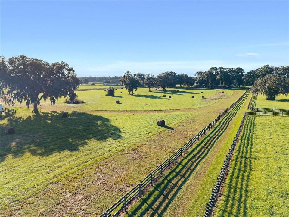 合同活跃: $450,000 (11.88 acres)