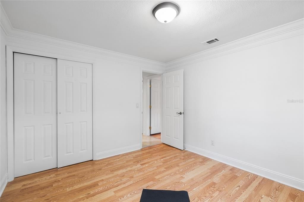 For Sale: $436,000 (3 beds, 2 baths, 1296 Square Feet)