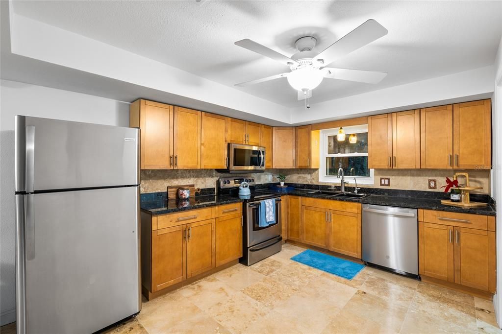 For Sale: $436,000 (3 beds, 2 baths, 1296 Square Feet)