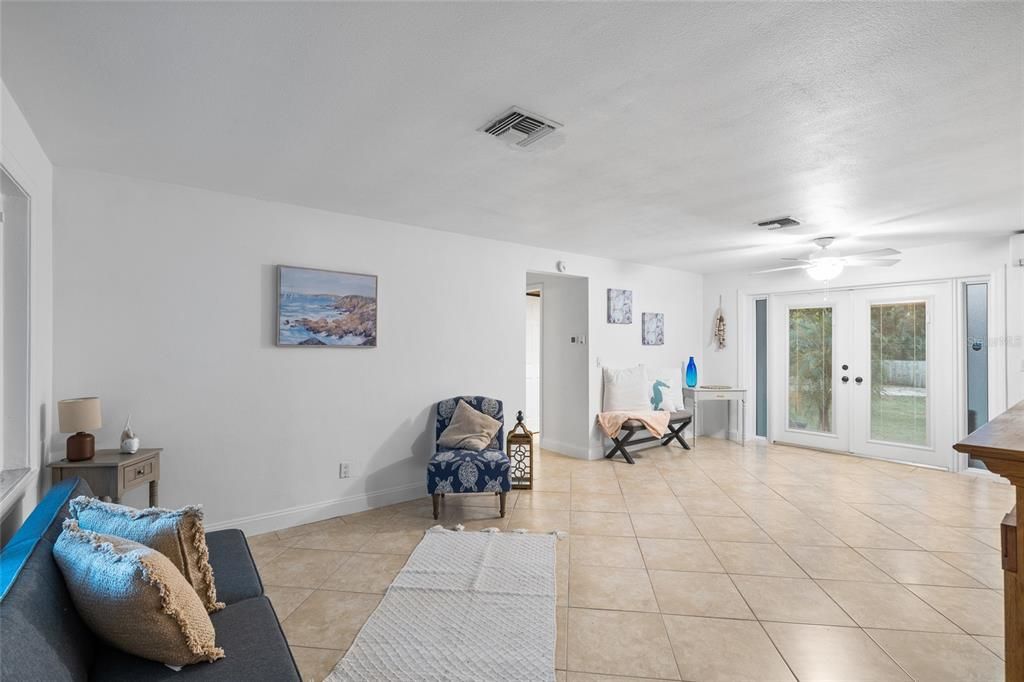 For Sale: $436,000 (3 beds, 2 baths, 1296 Square Feet)