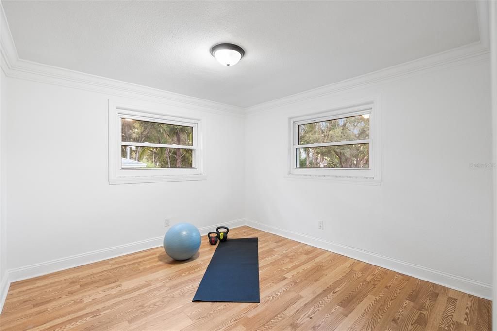 For Sale: $436,000 (3 beds, 2 baths, 1296 Square Feet)