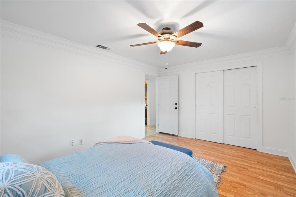 For Sale: $436,000 (3 beds, 2 baths, 1296 Square Feet)