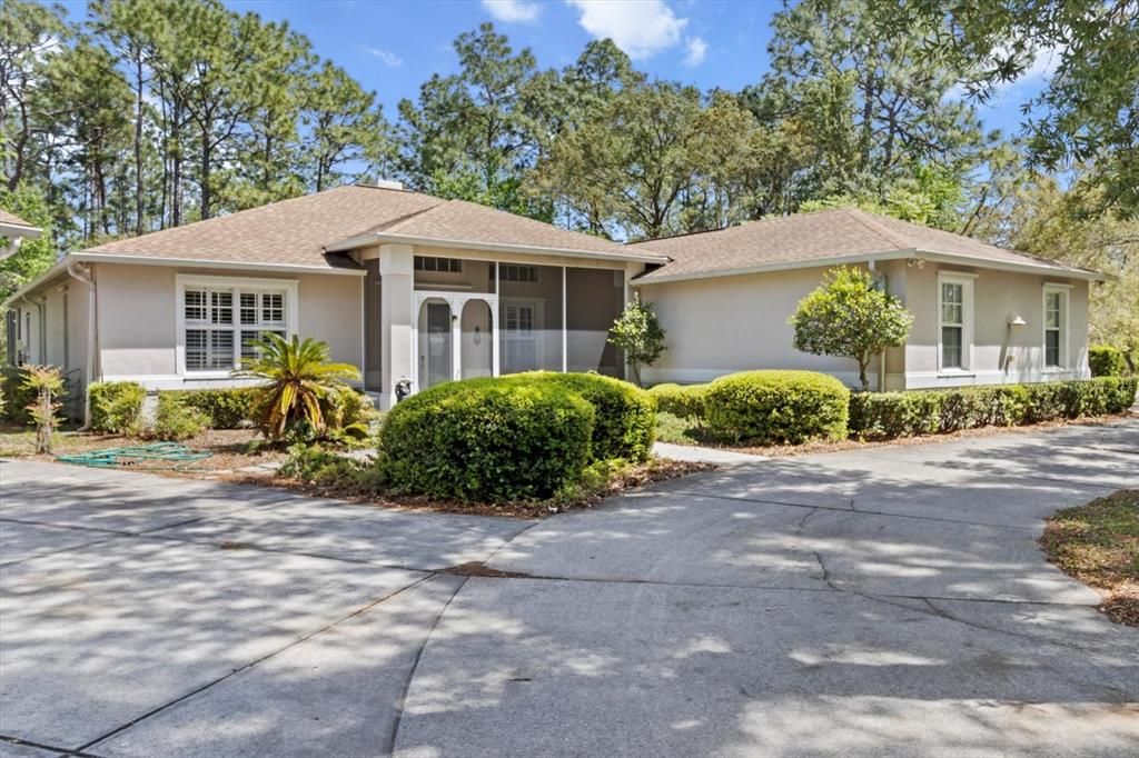 For Sale: $499,000 (3 beds, 3 baths, 2380 Square Feet)