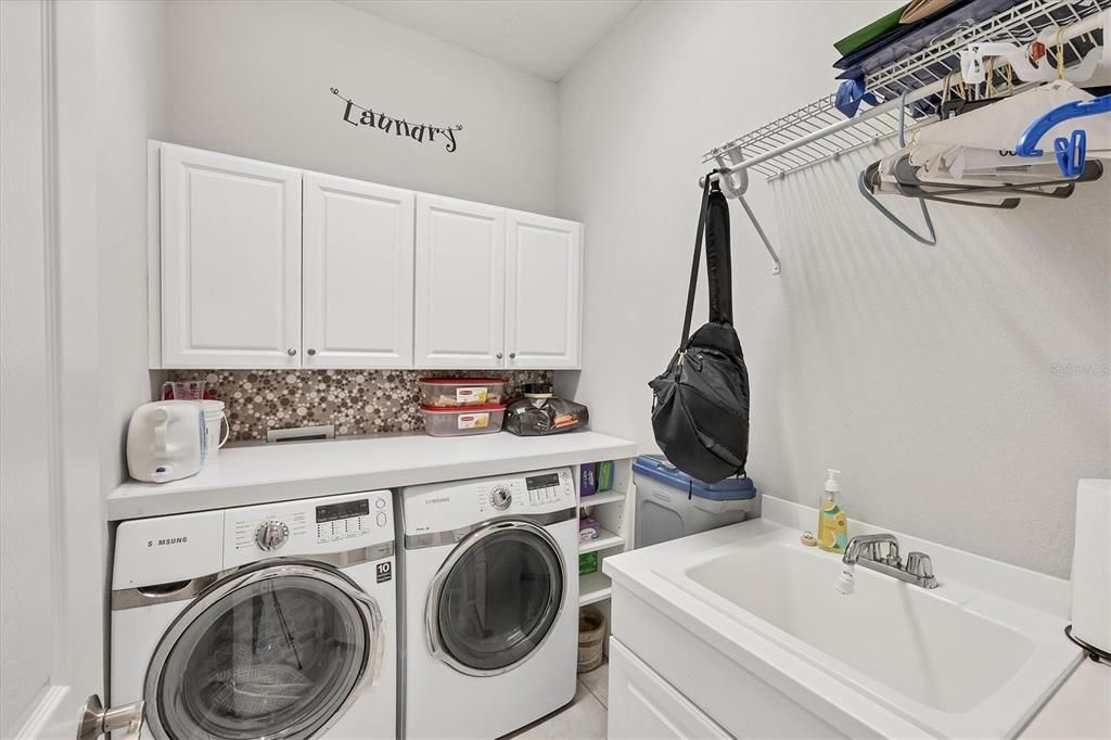 待售: $779,000 (4 贝兹, 3 浴室, 2451 平方英尺)