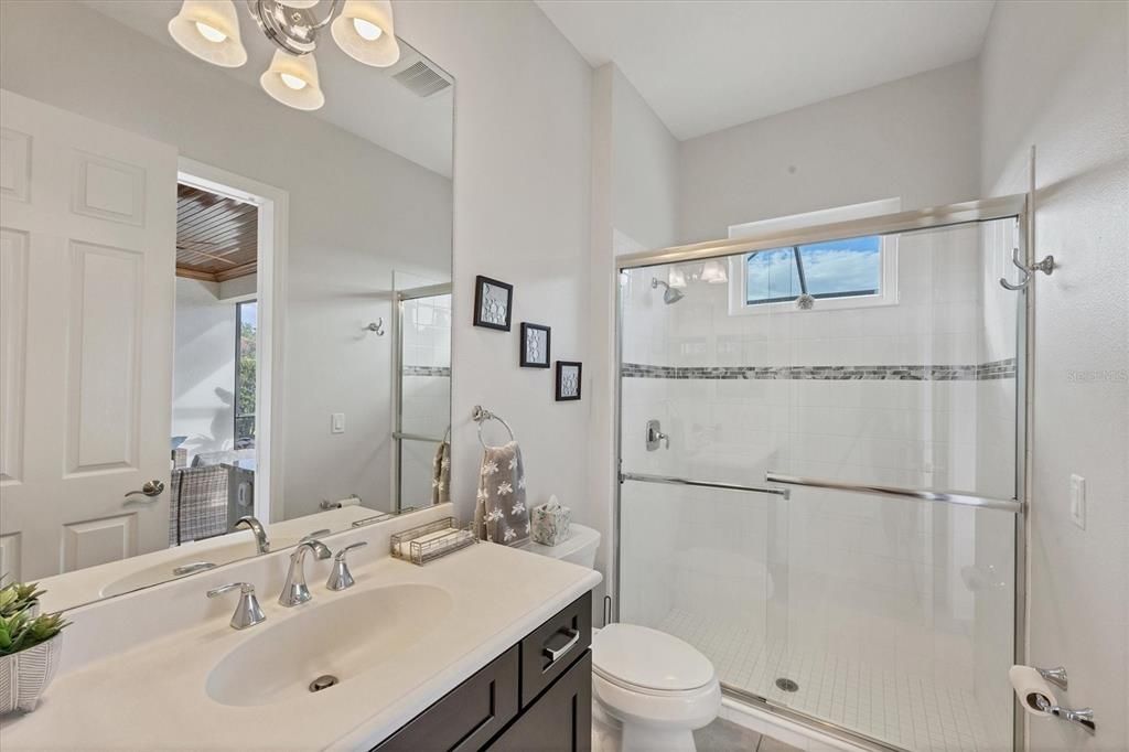 待售: $779,000 (4 贝兹, 3 浴室, 2451 平方英尺)