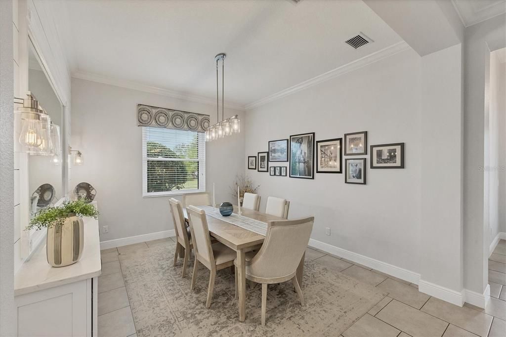 待售: $779,000 (4 贝兹, 3 浴室, 2451 平方英尺)