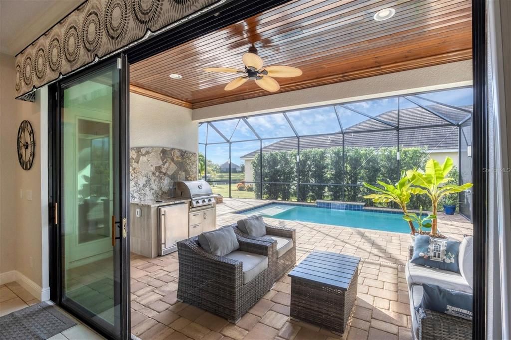 待售: $779,000 (4 贝兹, 3 浴室, 2451 平方英尺)