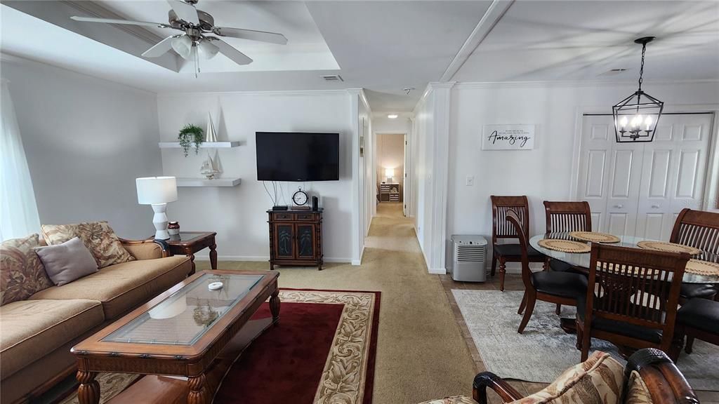 На продажу: $295,000 (3 спален, 2 ванн, 1188 Квадратных фут)