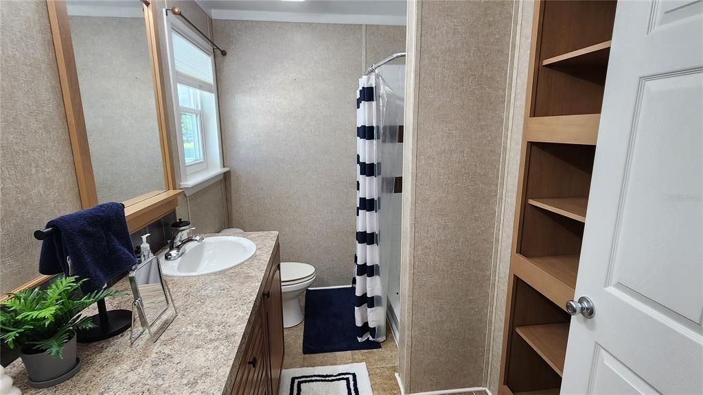 На продажу: $295,000 (3 спален, 2 ванн, 1188 Квадратных фут)