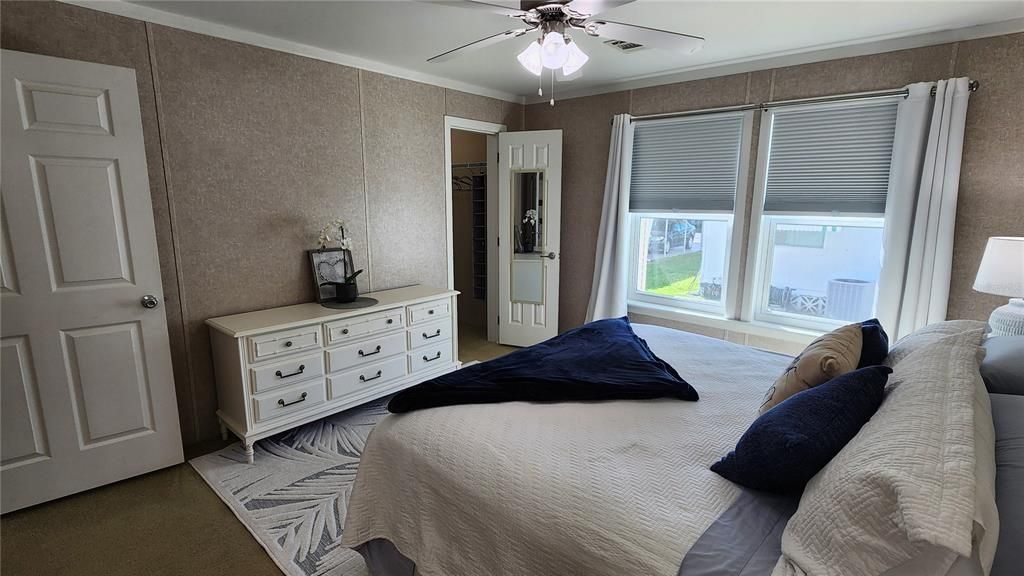 На продажу: $295,000 (3 спален, 2 ванн, 1188 Квадратных фут)