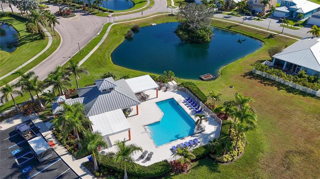 For Sale: $400,000 (4 beds, 3 baths, 2036 Square Feet)