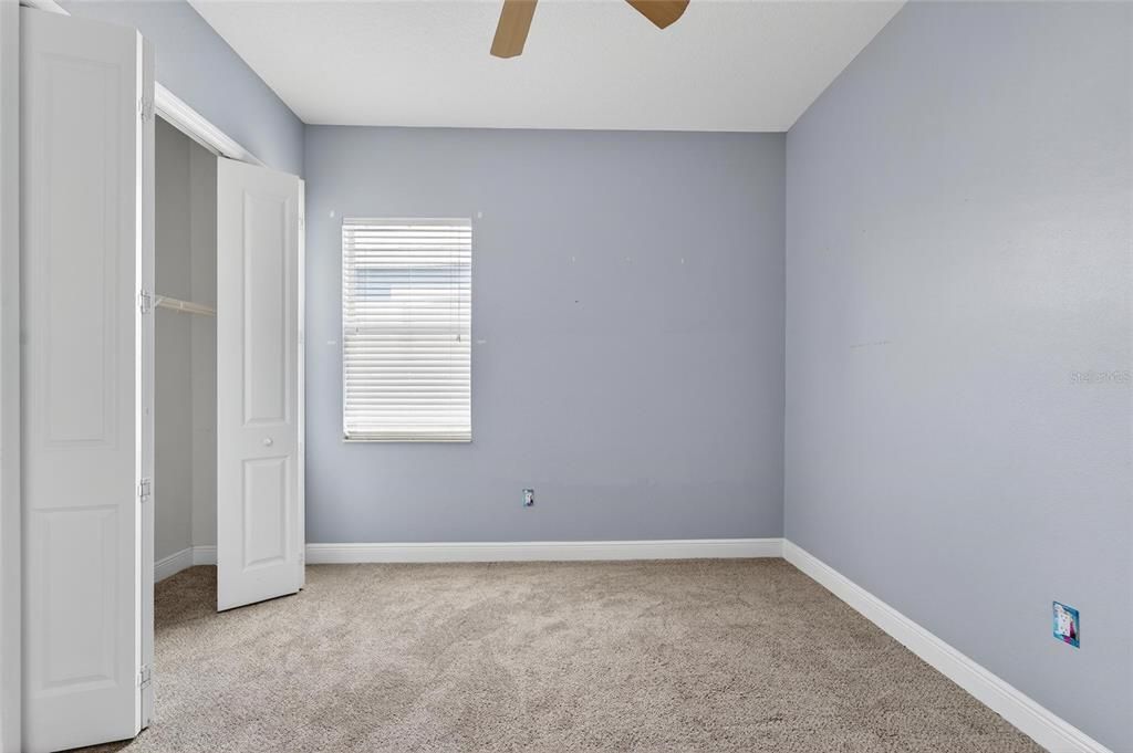 For Sale: $400,000 (4 beds, 3 baths, 2036 Square Feet)