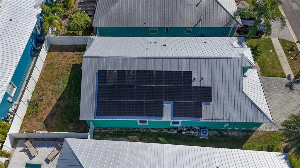 For Sale: $400,000 (4 beds, 3 baths, 2036 Square Feet)