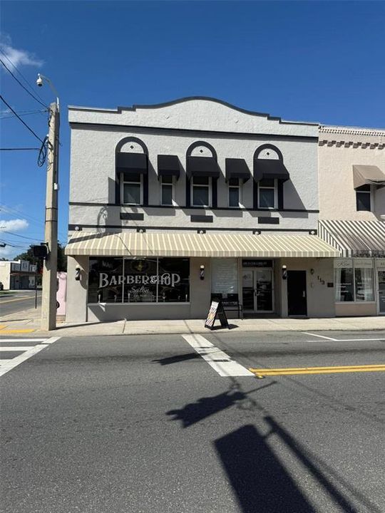 For Rent: $1,800 (2 beds, 1 baths, 850 Square Feet)