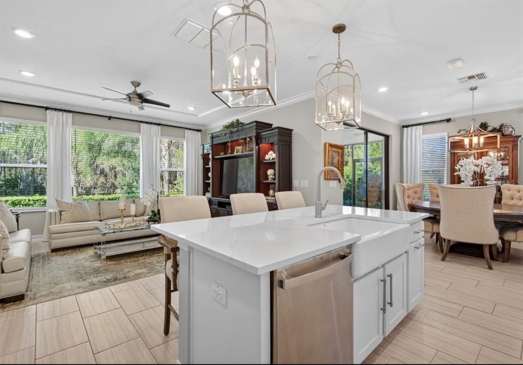 For Sale: $722,800 (4 beds, 3 baths, 2509 Square Feet)