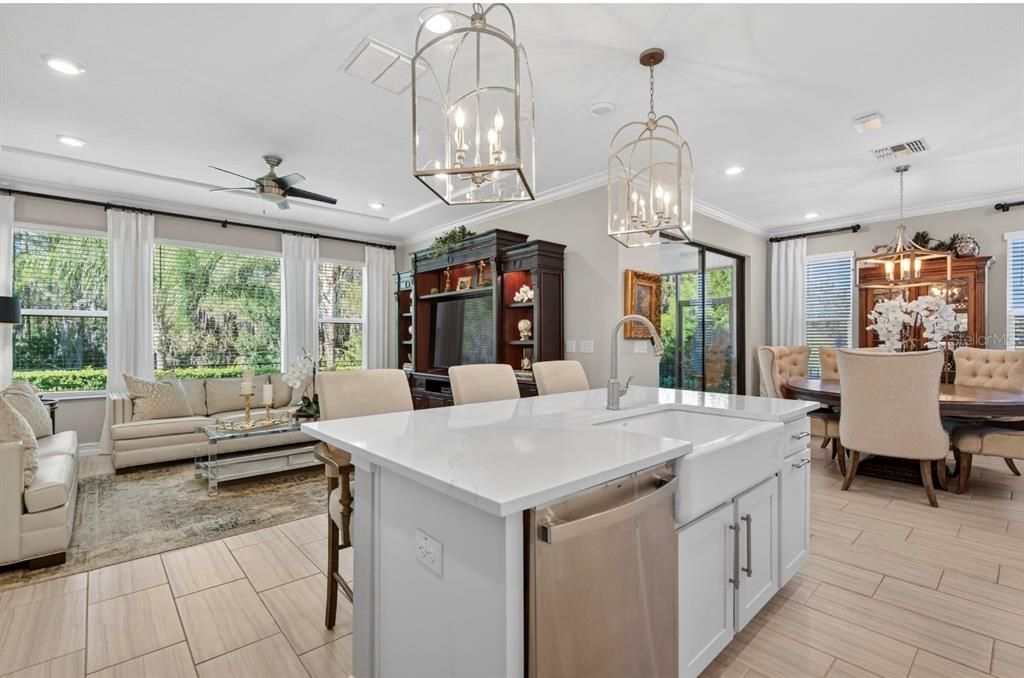 For Sale: $722,800 (4 beds, 3 baths, 2509 Square Feet)