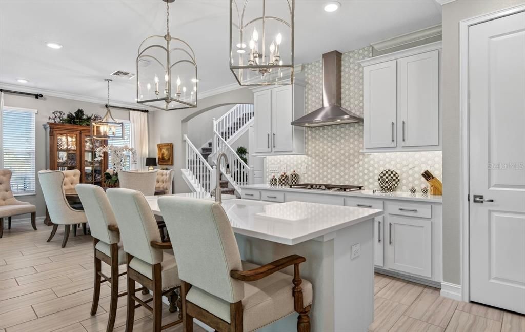 For Sale: $722,800 (4 beds, 3 baths, 2509 Square Feet)