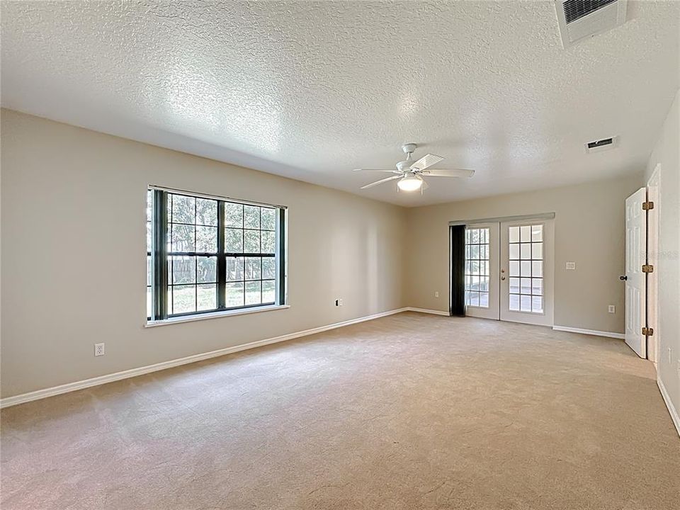 待售: $649,000 (3 贝兹, 2 浴室, 2145 平方英尺)