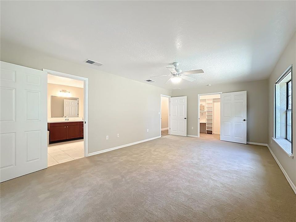 待售: $649,000 (3 贝兹, 2 浴室, 2145 平方英尺)