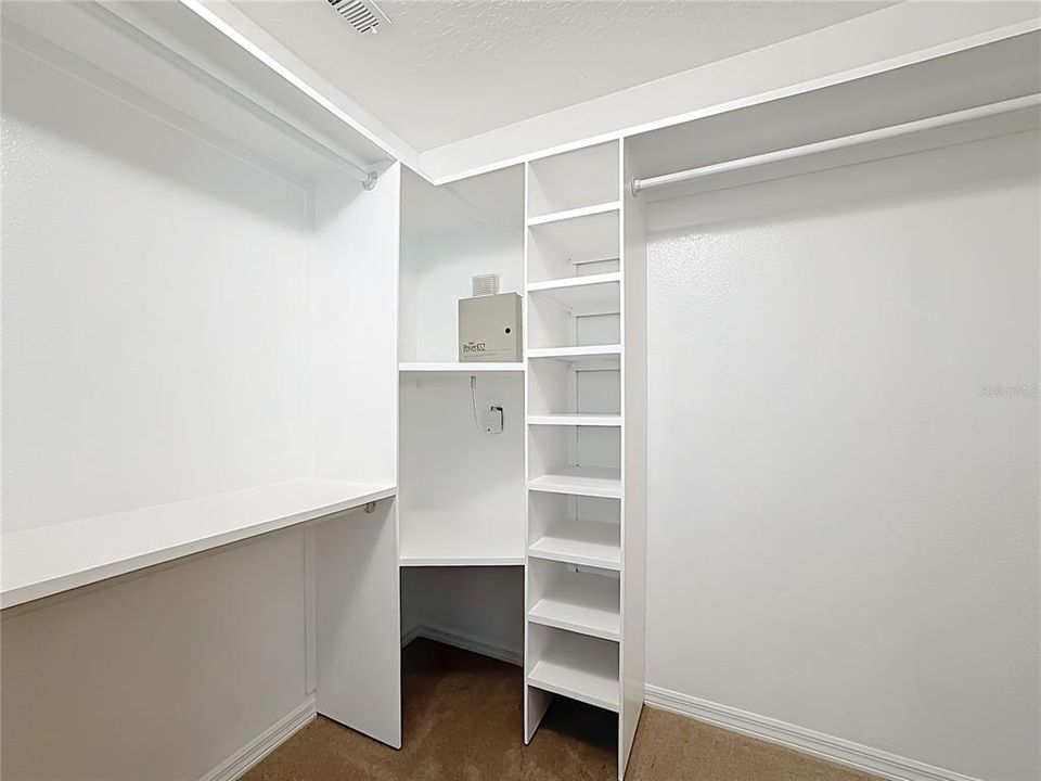 待售: $649,000 (3 贝兹, 2 浴室, 2145 平方英尺)