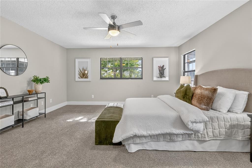 На продажу: $447,000 (3 спален, 2 ванн, 2030 Квадратных фут)