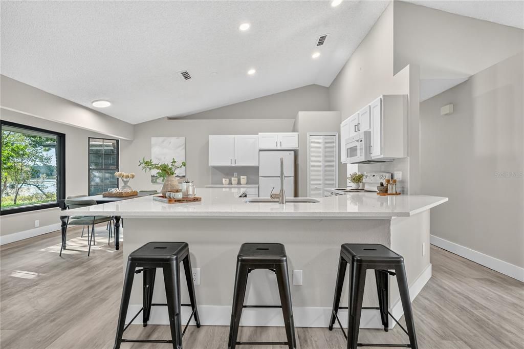 На продажу: $447,000 (3 спален, 2 ванн, 2030 Квадратных фут)