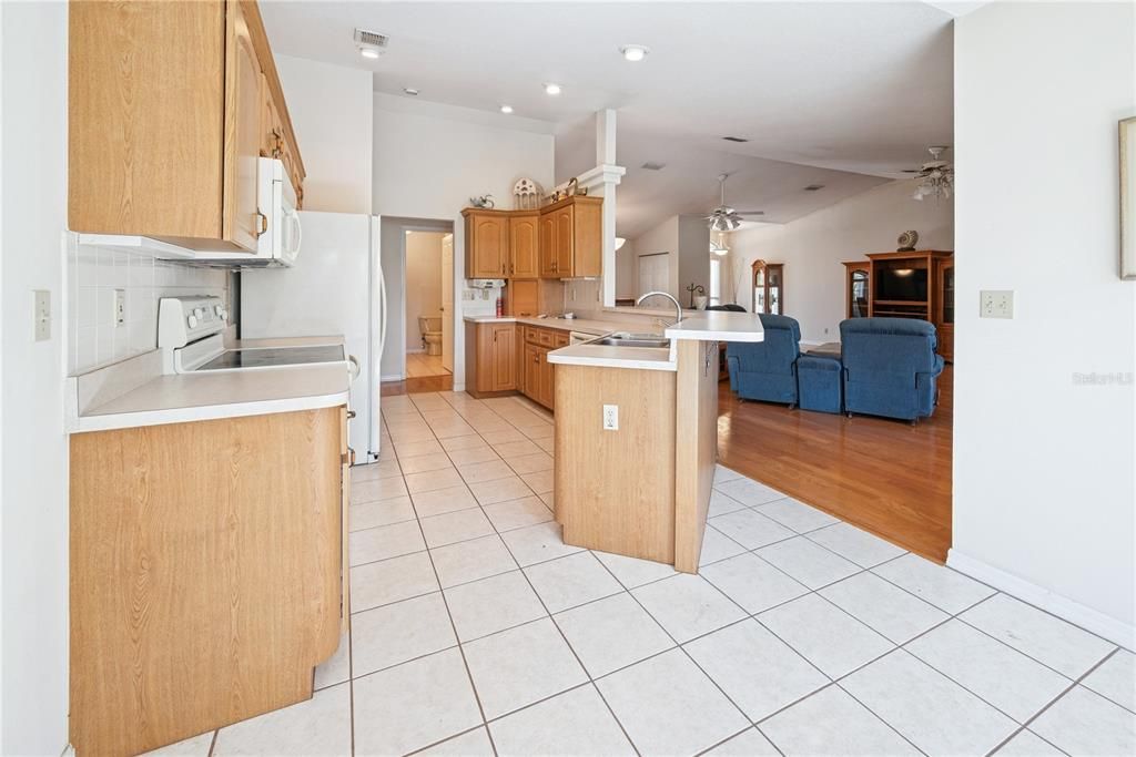 For Sale: $380,000 (3 beds, 2 baths, 2475 Square Feet)