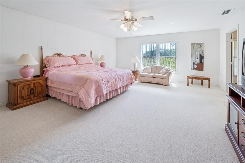 For Sale: $380,000 (3 beds, 2 baths, 2475 Square Feet)