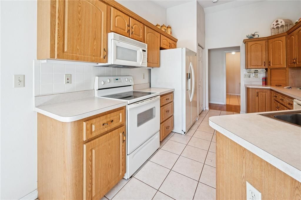 For Sale: $380,000 (3 beds, 2 baths, 2475 Square Feet)