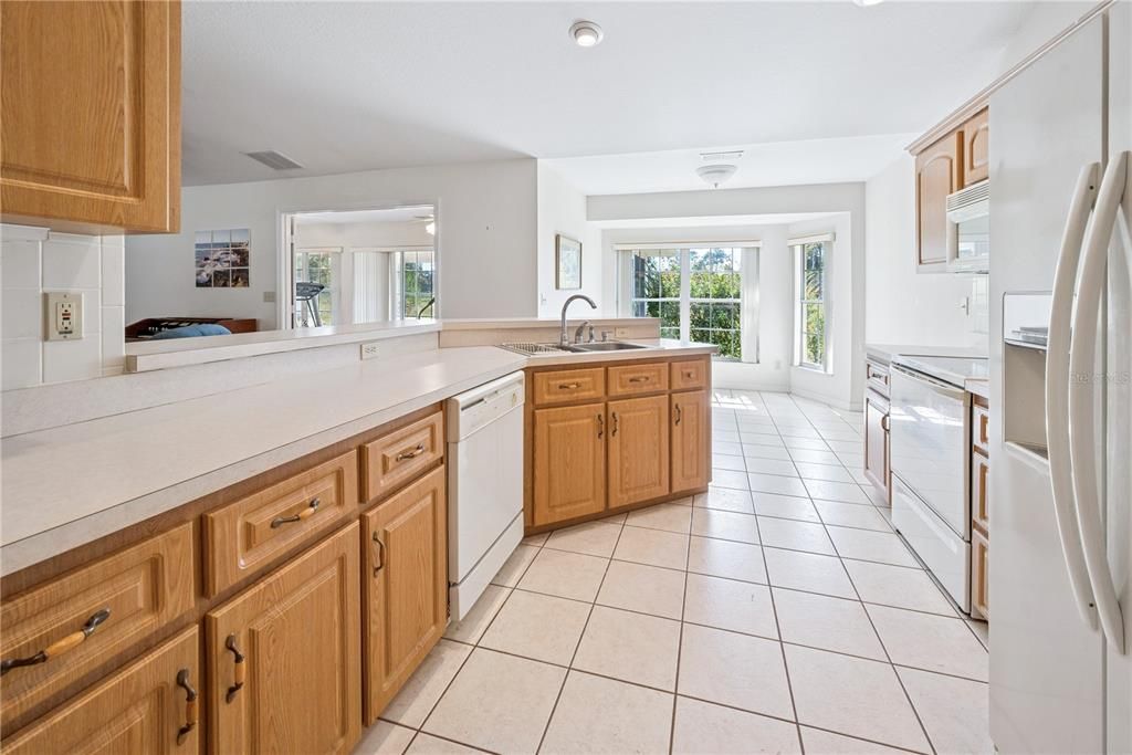 For Sale: $380,000 (3 beds, 2 baths, 2475 Square Feet)