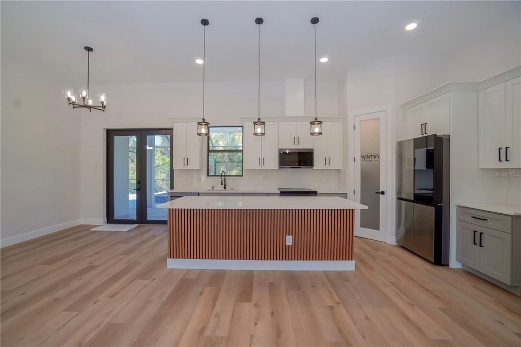 待售: $489,000 (3 贝兹, 2 浴室, 1589 平方英尺)