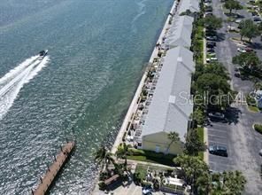 For Sale: $349,000 (2 beds, 1 baths, 825 Square Feet)