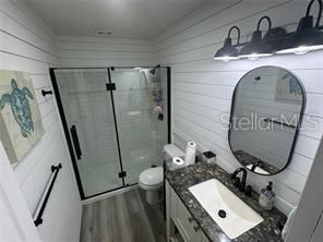 For Sale: $349,000 (2 beds, 1 baths, 825 Square Feet)