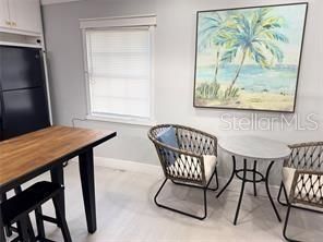 For Sale: $349,000 (2 beds, 1 baths, 825 Square Feet)