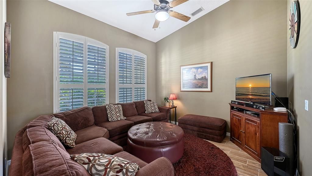 For Sale: $950,000 (4 beds, 3 baths, 3065 Square Feet)