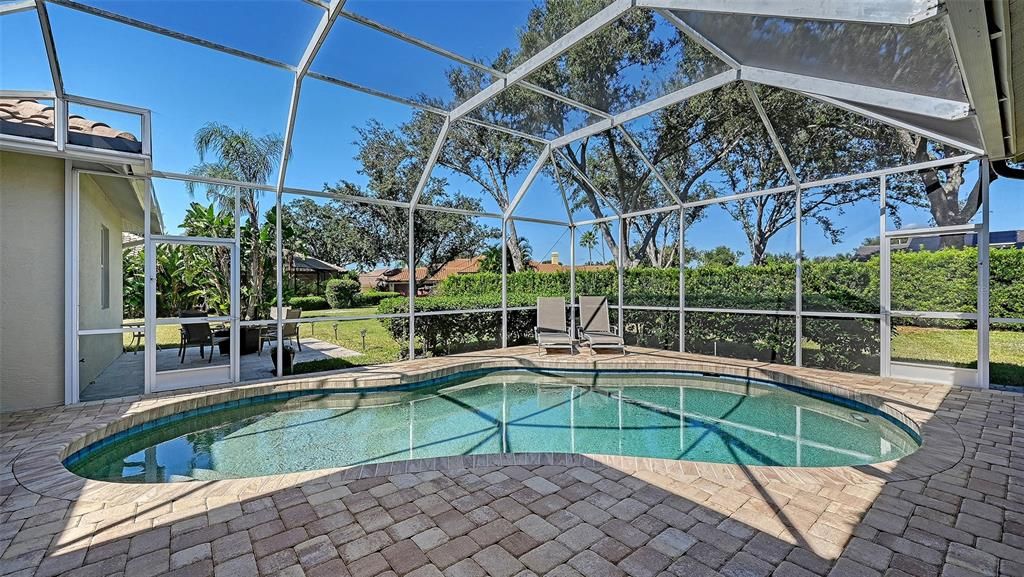 For Sale: $950,000 (4 beds, 3 baths, 3065 Square Feet)