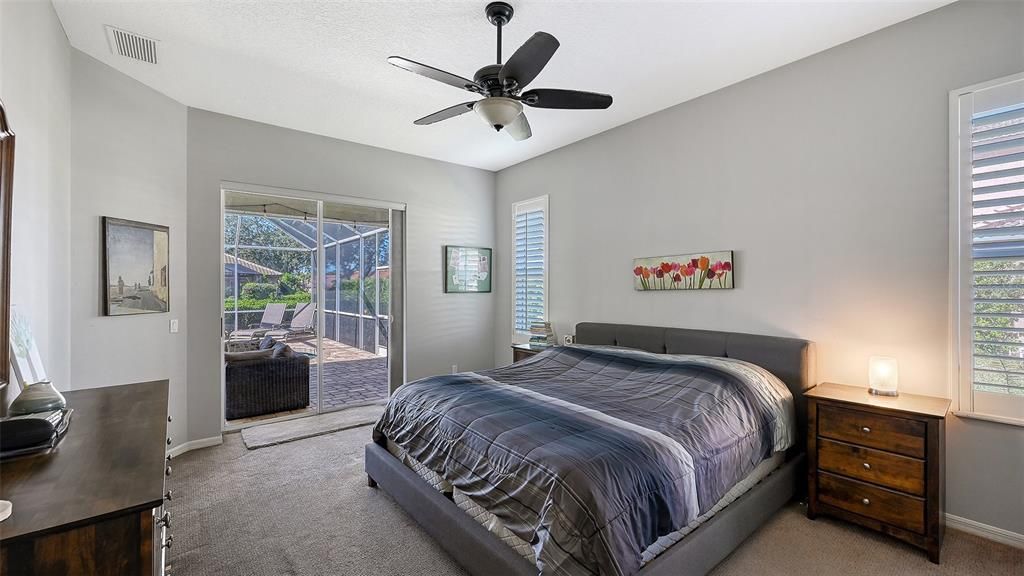 For Sale: $950,000 (4 beds, 3 baths, 3065 Square Feet)