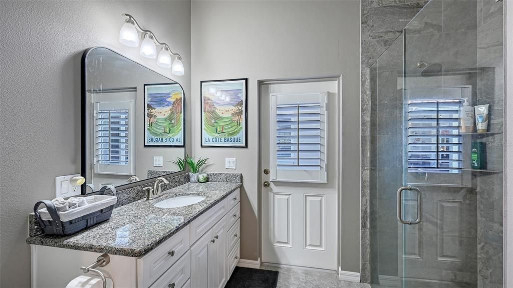 For Sale: $950,000 (4 beds, 3 baths, 3065 Square Feet)