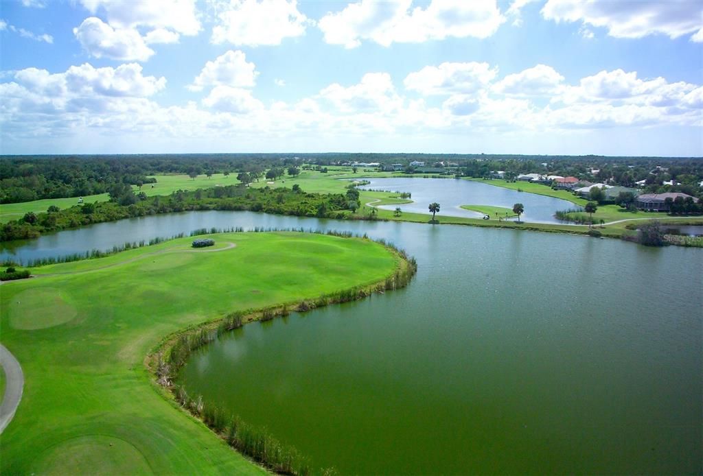 For Sale: $950,000 (4 beds, 3 baths, 3065 Square Feet)