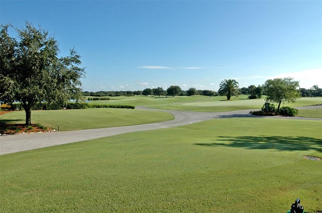 For Sale: $950,000 (4 beds, 3 baths, 3065 Square Feet)