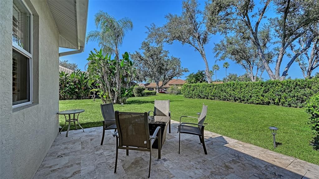 For Sale: $950,000 (4 beds, 3 baths, 3065 Square Feet)