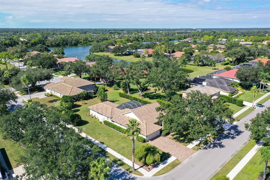 For Sale: $950,000 (4 beds, 3 baths, 3065 Square Feet)