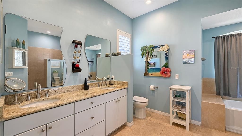 For Sale: $950,000 (4 beds, 3 baths, 3065 Square Feet)